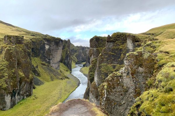 Fjaðrárgljúfur - kaňon