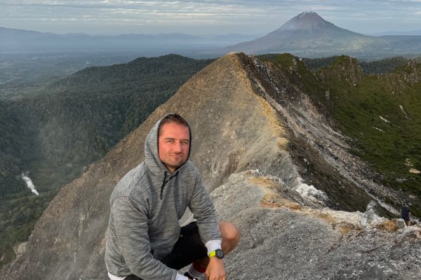 🌋 Východ slnka na sopke Sibayak